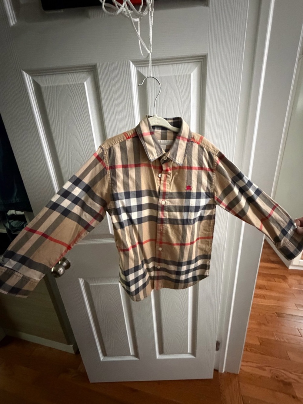 Classic Plaid Burberry Button-Up Shirt in Beige, Black & Red